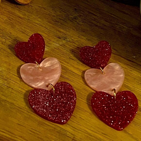 Pink Triple Heart Glitter Dangle Earrings Valentine's Day Gift - Picture 1 of 6